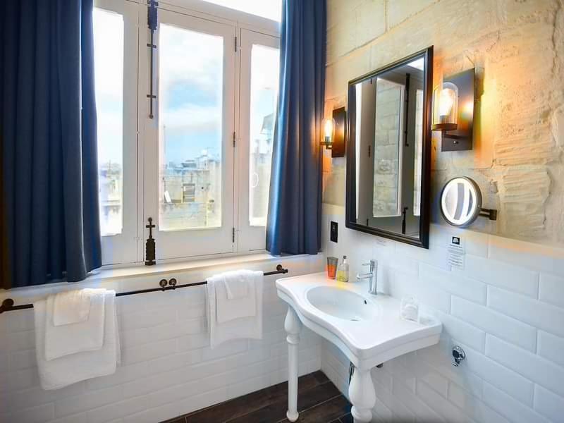 ホテル Julesy'S Bnb Cospicua エクステリア 写真