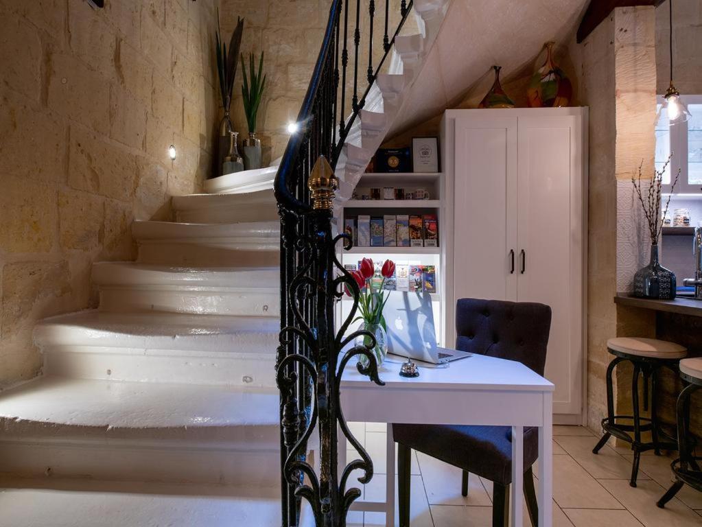 ホテル Julesy'S Bnb Cospicua エクステリア 写真