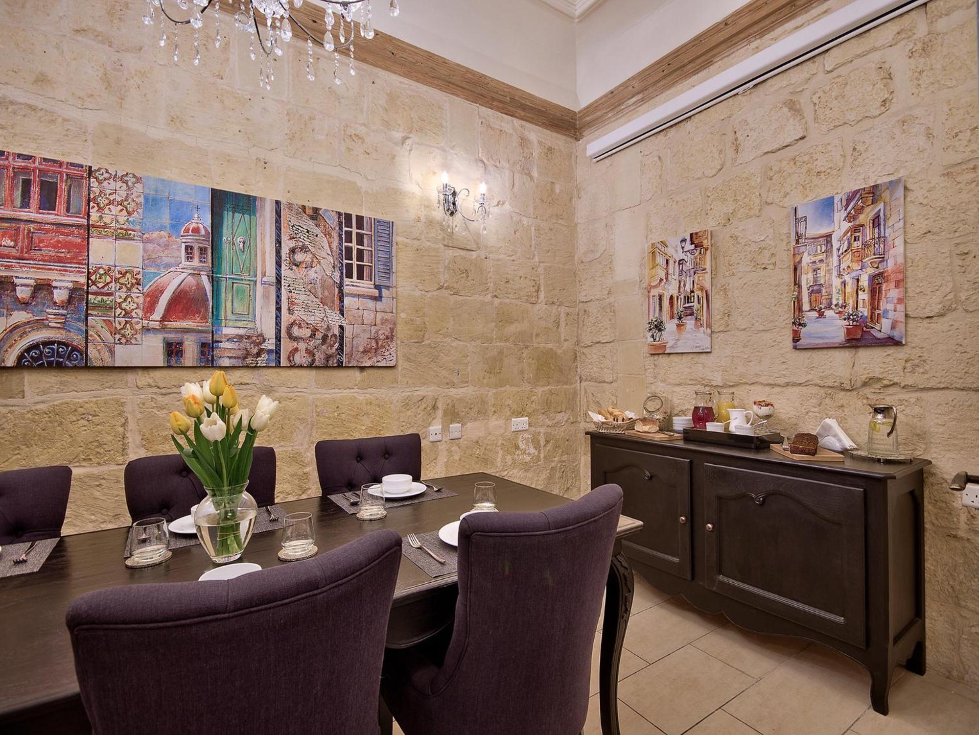 ホテル Julesy'S Bnb Cospicua エクステリア 写真